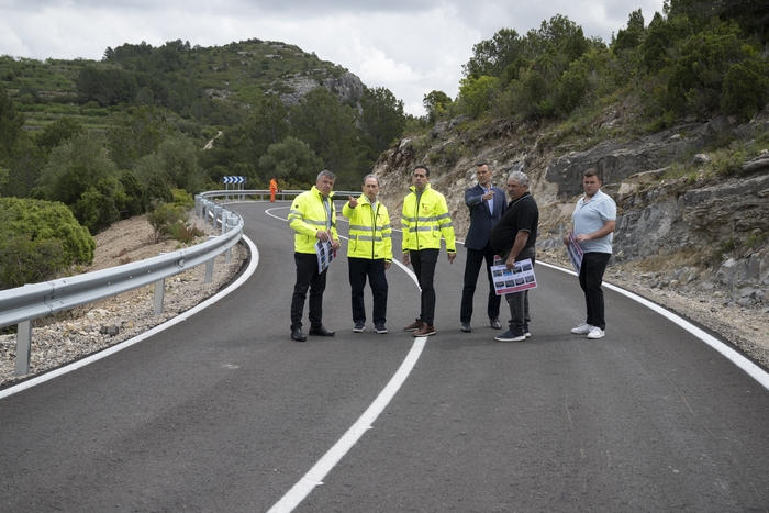 La Diputación de Castellón concluye las obras de mejora de la carretera CV-154 que une La Serratella y la Torre d’en Doménec